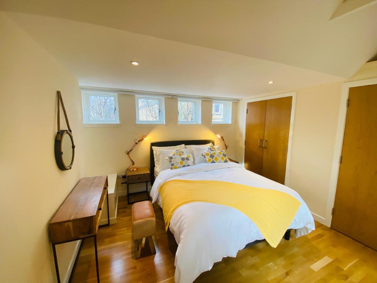 2 Bed 2 Bath With Private Parking Apartment Edinburgh Ngoại thất bức ảnh
