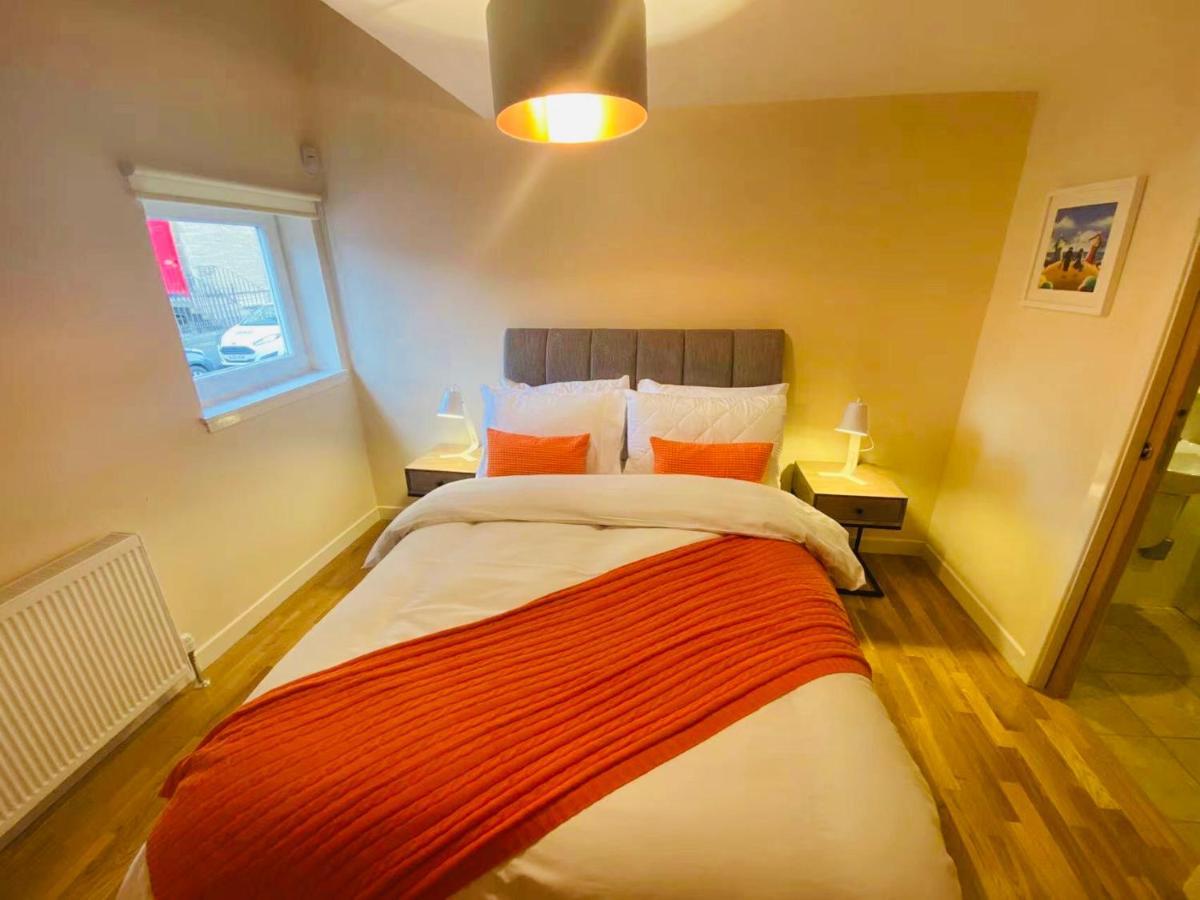 2 Bed 2 Bath With Private Parking Apartment Edinburgh Ngoại thất bức ảnh