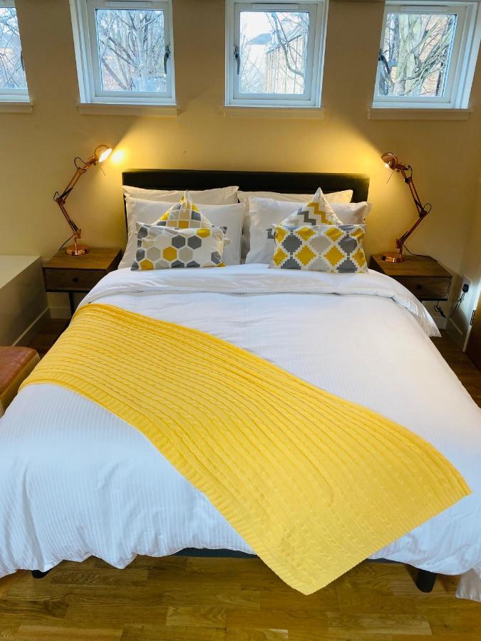 2 Bed 2 Bath With Private Parking Apartment Edinburgh Ngoại thất bức ảnh
