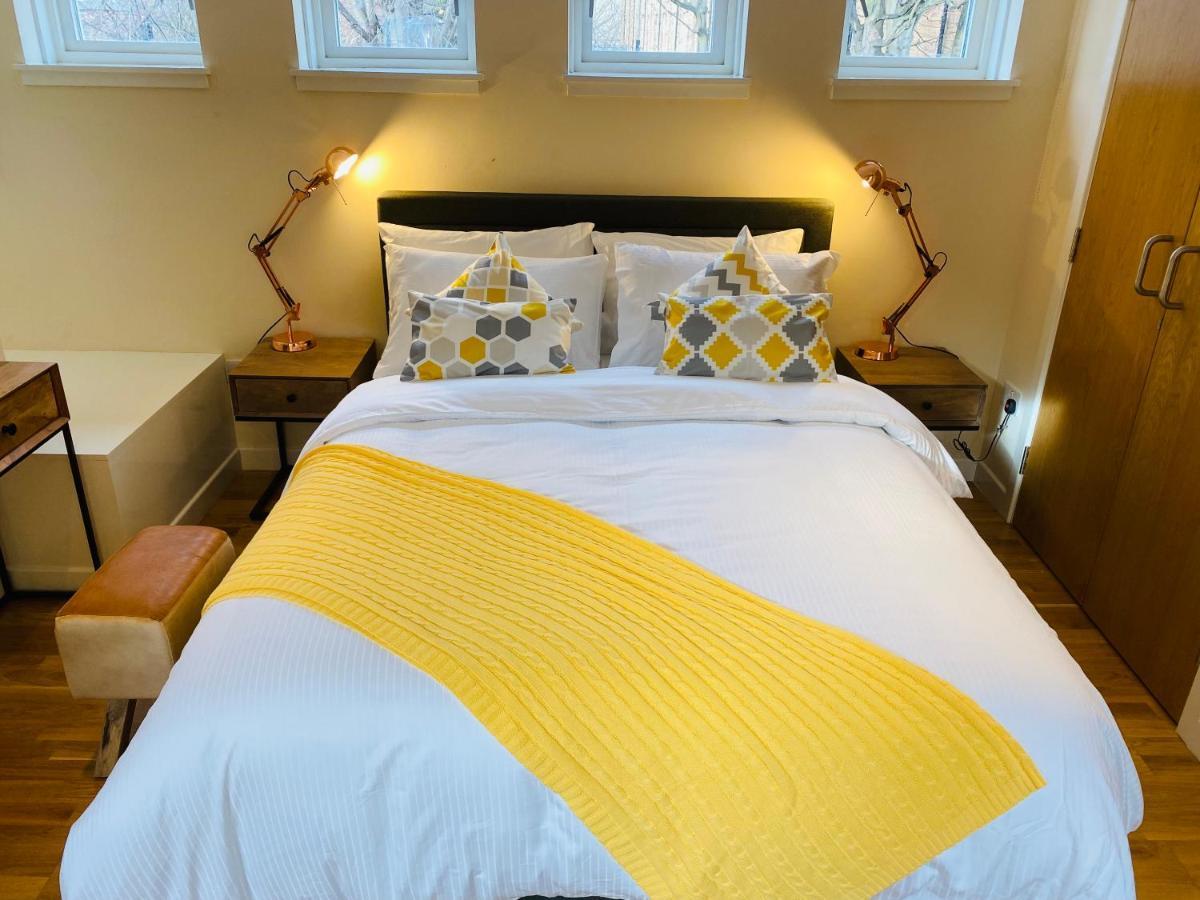 2 Bed 2 Bath With Private Parking Apartment Edinburgh Ngoại thất bức ảnh